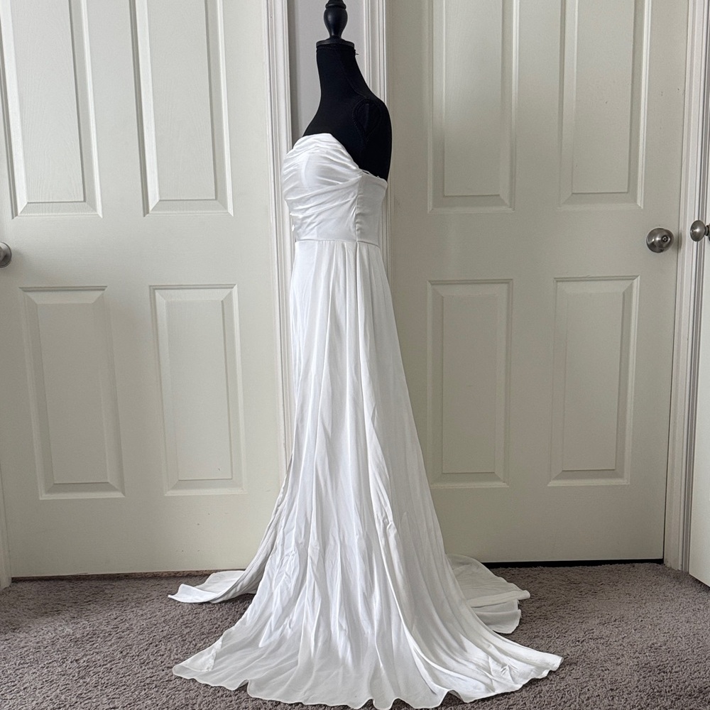 Fashion Nova White Strapless Dress - Picture 3 of 4